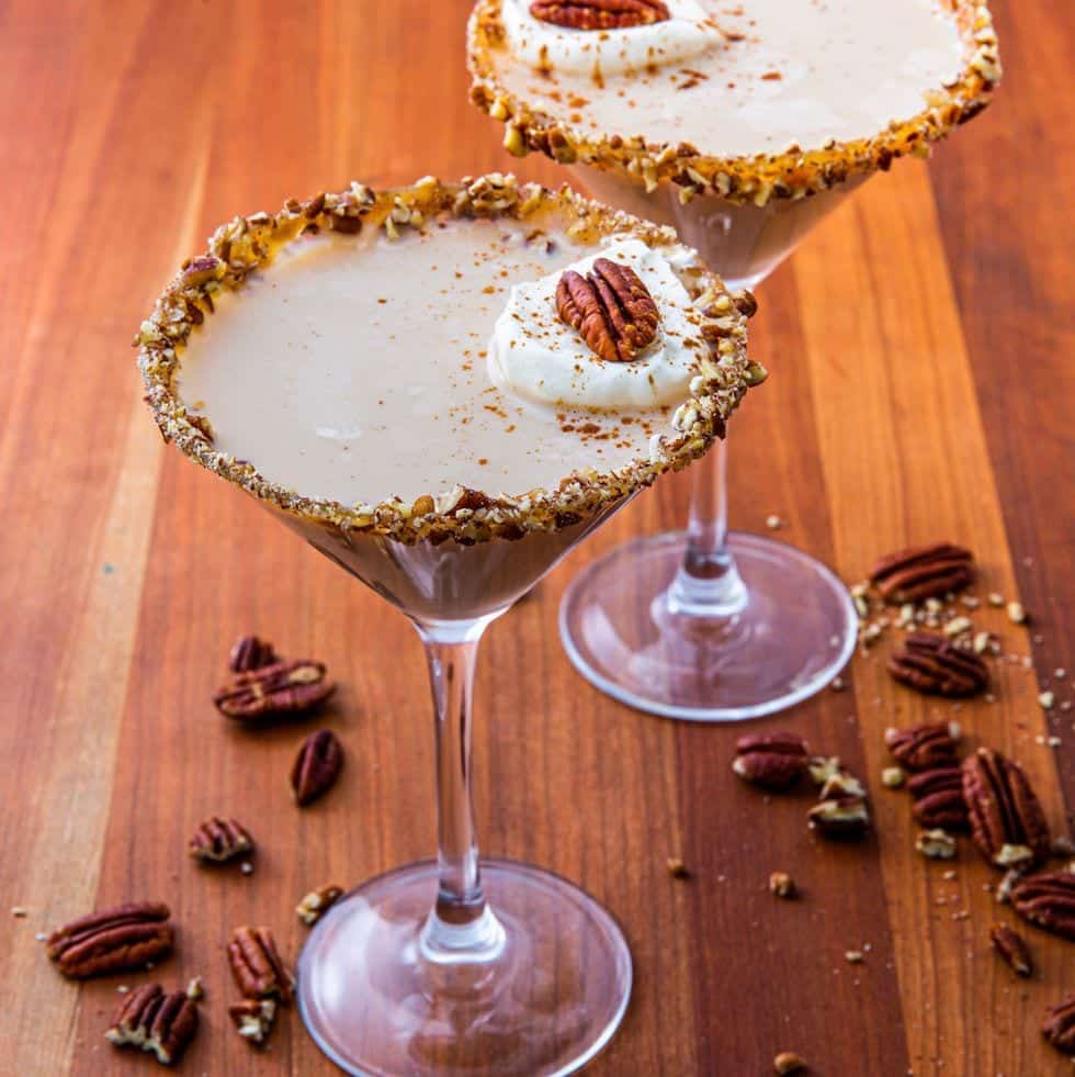 8 Easy Holiday Drink Recipes!